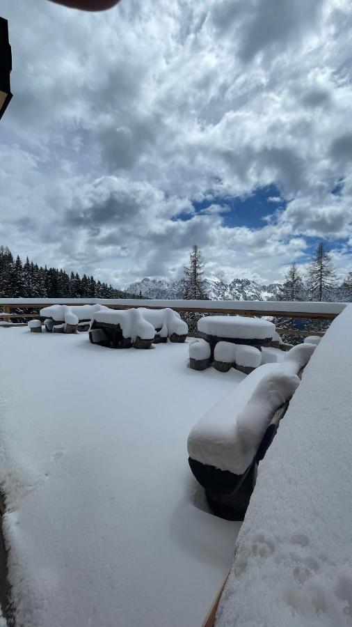 Rifugio De Doo Villa San Nicolo di Comelico Exteriör bild